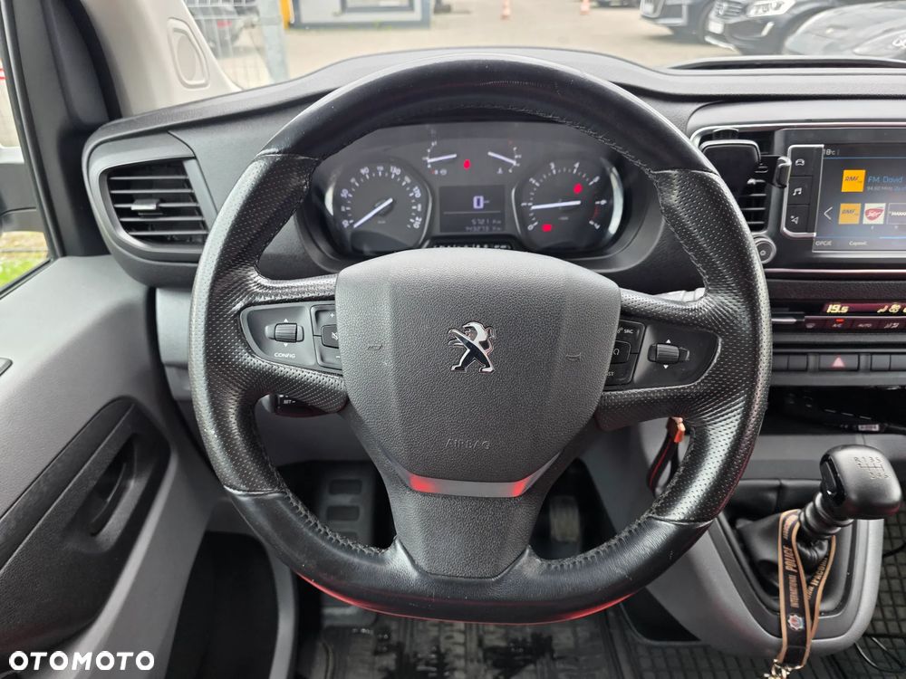 Peugeot Expert Kombi Standard 2,8t - 19