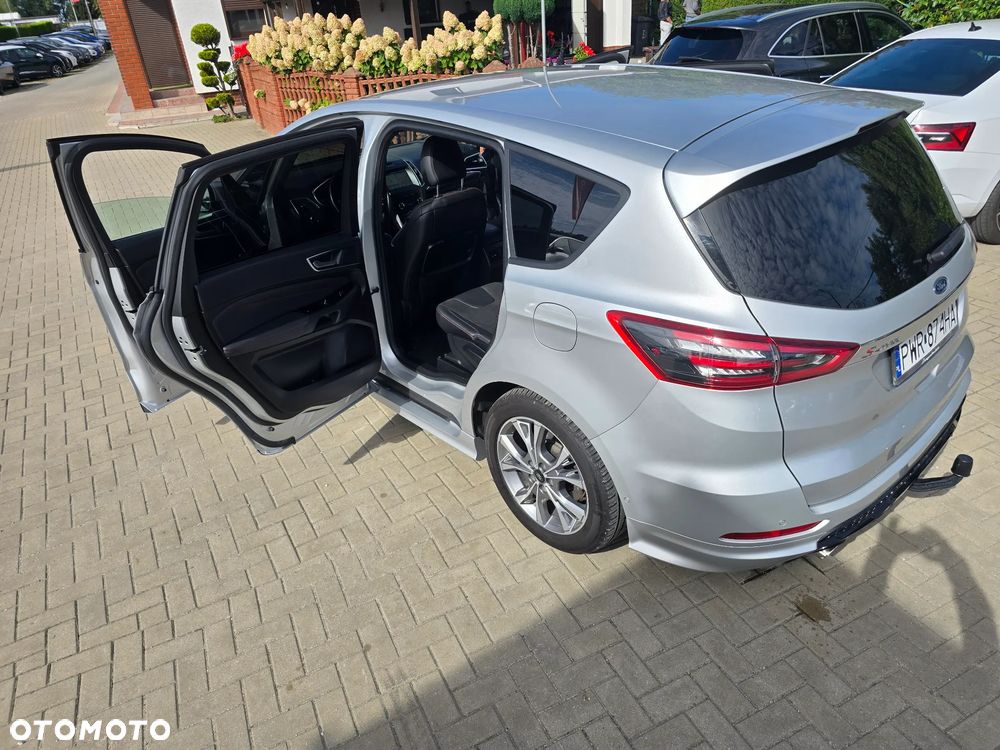 Ford S-Max - 40