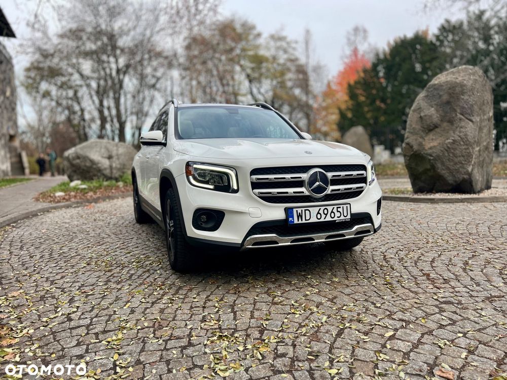 Mercedes-Benz GLB 250 8G-DCT - 4