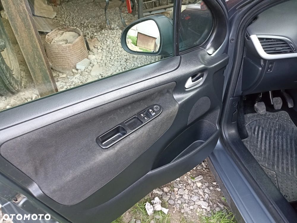 Peugeot 207 95 VTi Urban Move - 6