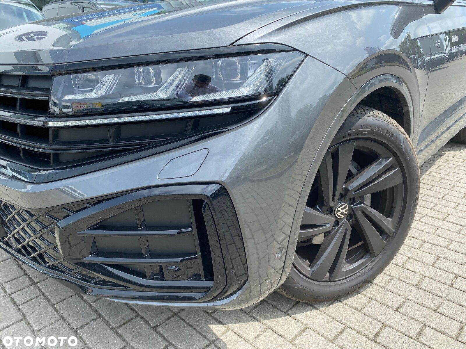 Volkswagen Touareg 3.0 V6 TDI 4Motion R-Line - 3