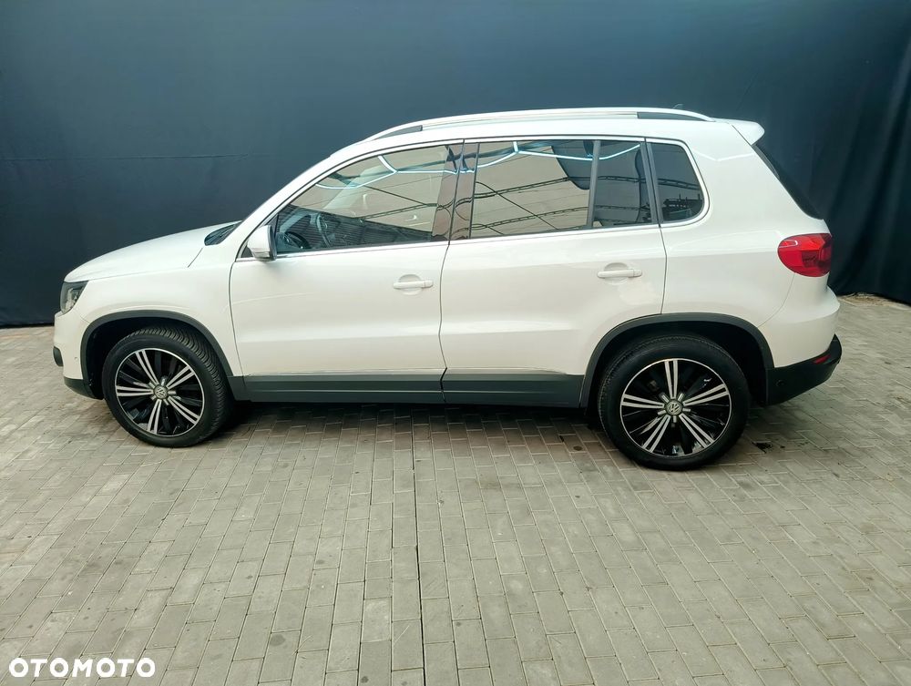 Volkswagen Tiguan 2.0 TSI 4Motion DSG Lounge Sport & Style - 13