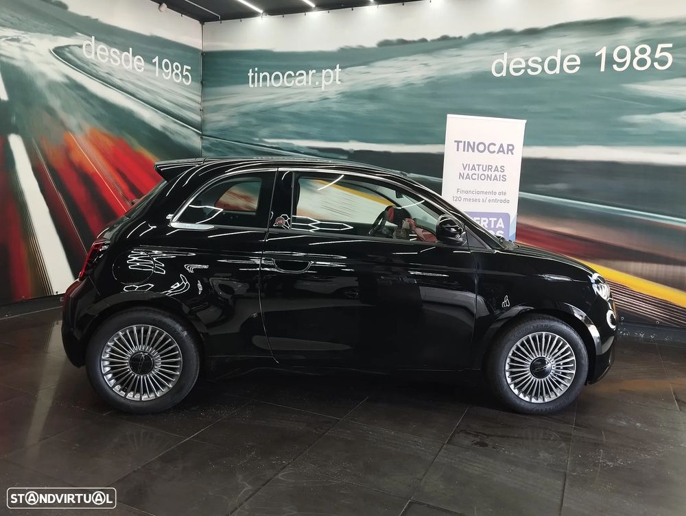 Fiat 500e (RED) - 4