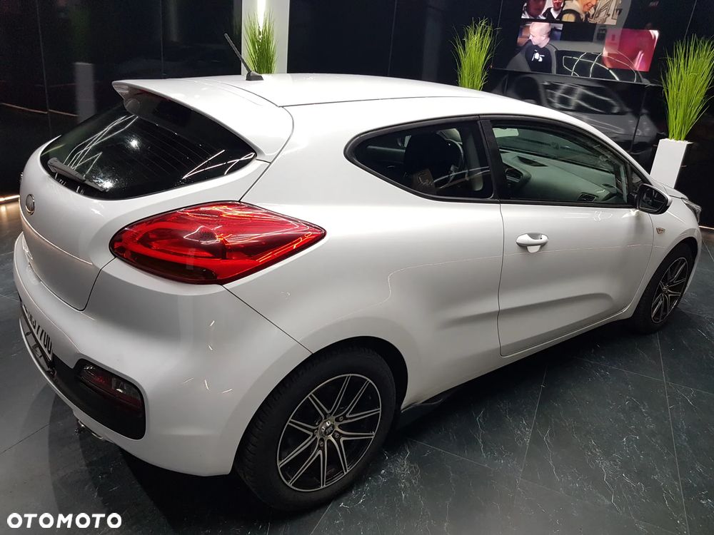 Kia ProCeed 1.4 Comfort + - 36