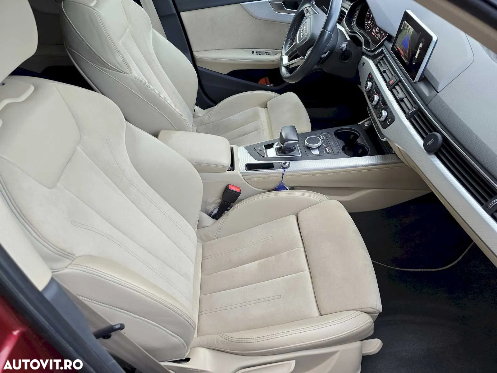Audi A4 Avant 2.0 TDI S tronic - 24