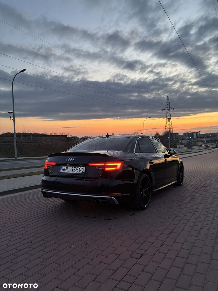 Audi S4 Limousine - 3