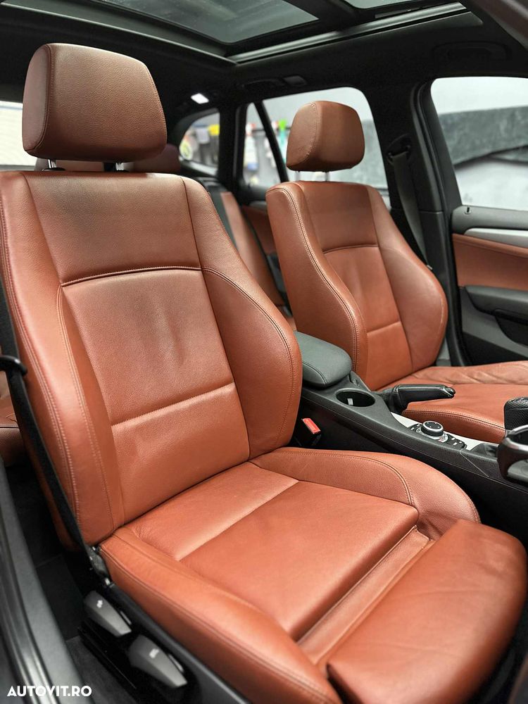 BMW X1 xDrive20d - 23