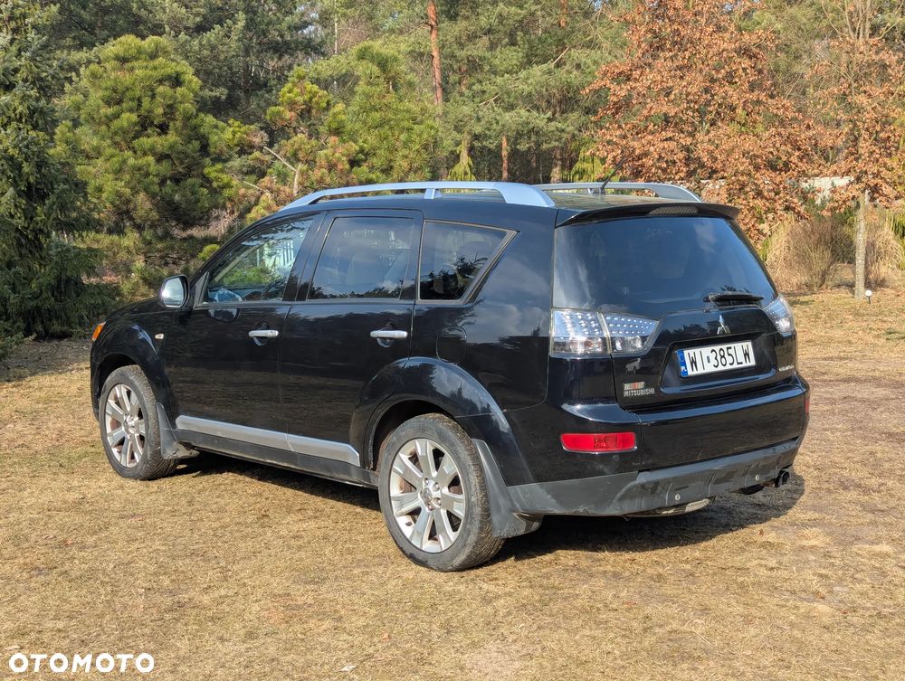 Mitsubishi Outlander 2.0 DID Instyle - 4