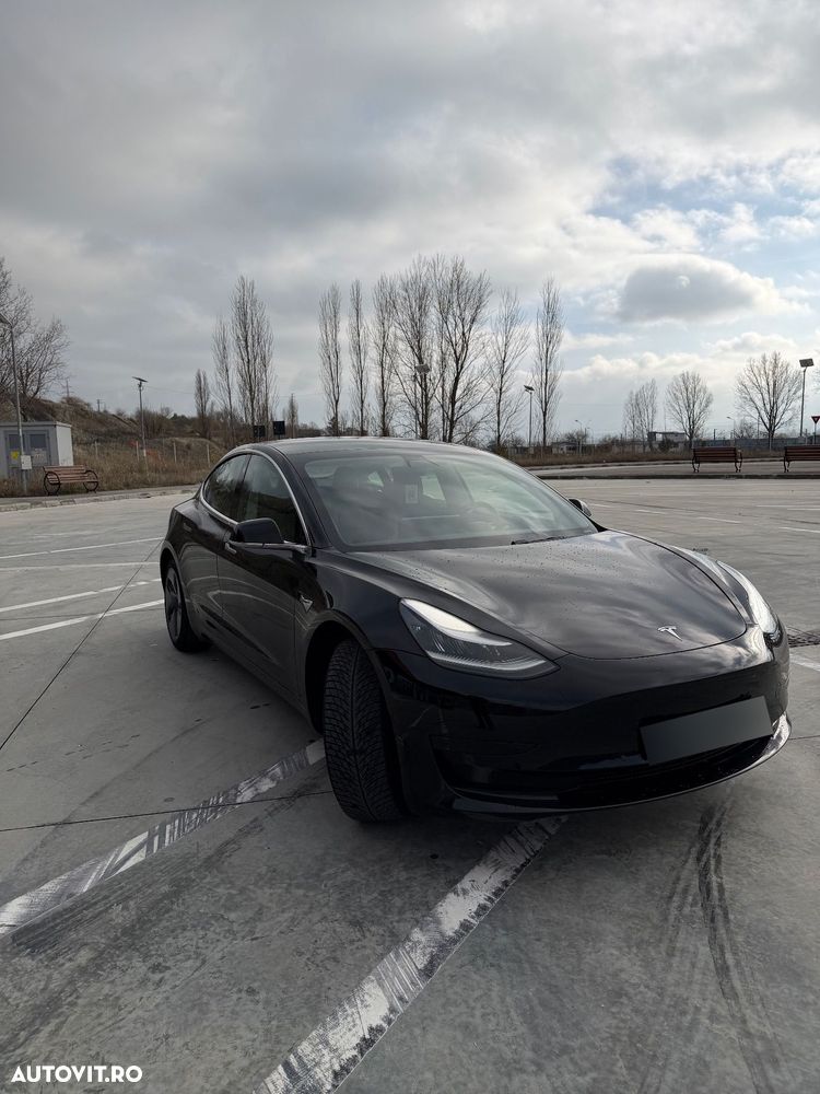 Tesla Model 3 Standard Reichweite Plus Hinterradantrieb - 4