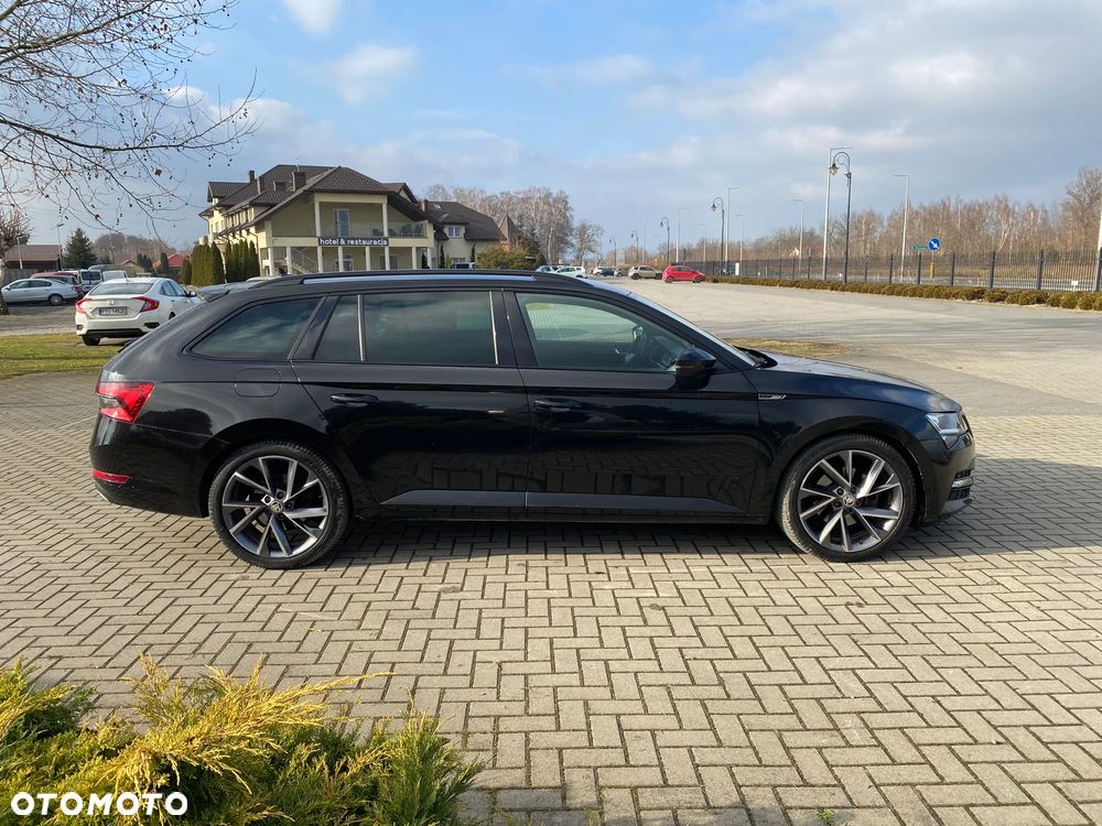 Skoda Superb 2.0 TDI 4x4 Sportline DSG - 6