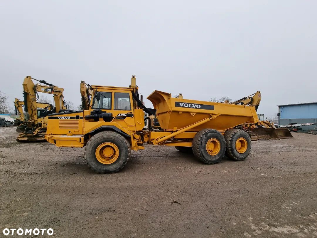 Volvo A25C - 1