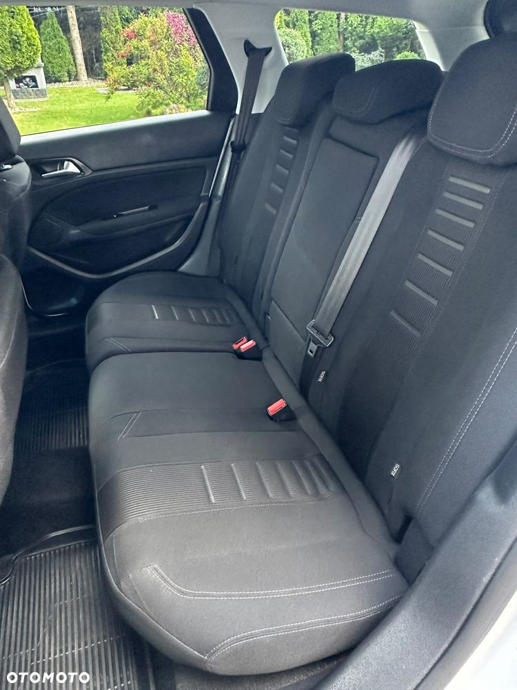 Peugeot 308 BlueHDi 150 Automatik Stop & Start Allure - 29