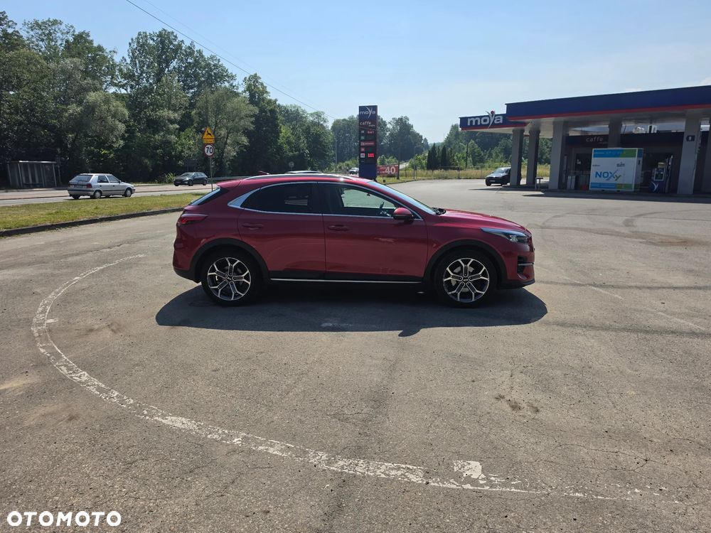 Kia XCeed 1.6 CRDi mHEV L DCT - 11