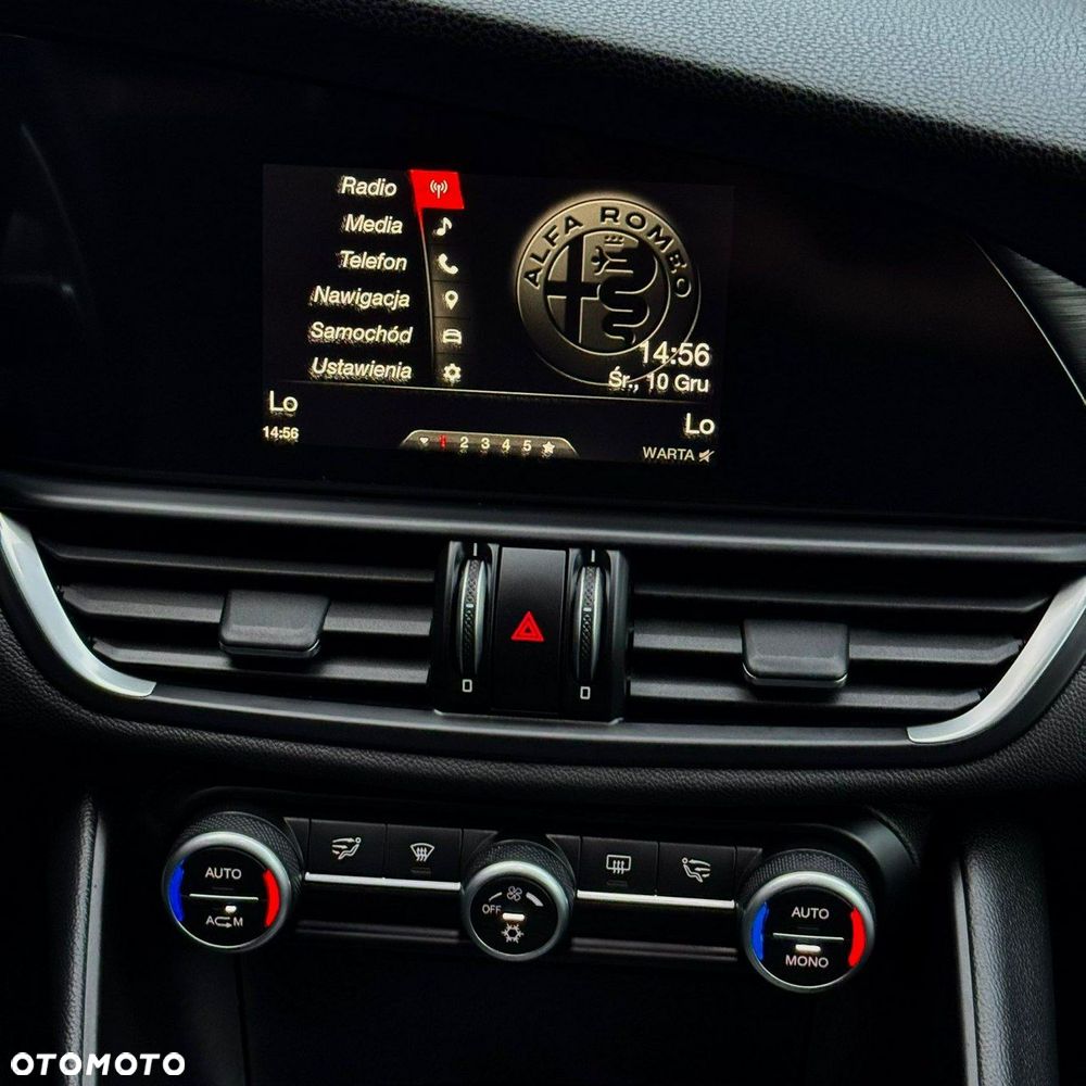 Alfa Romeo Giulia - 12