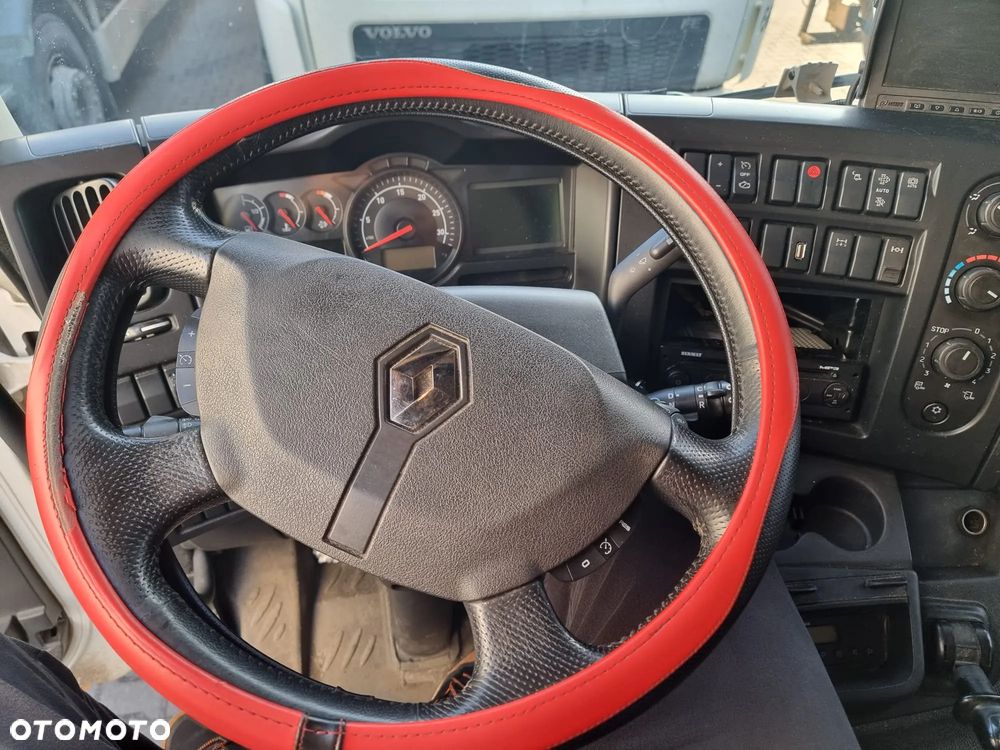 Renault D - 8