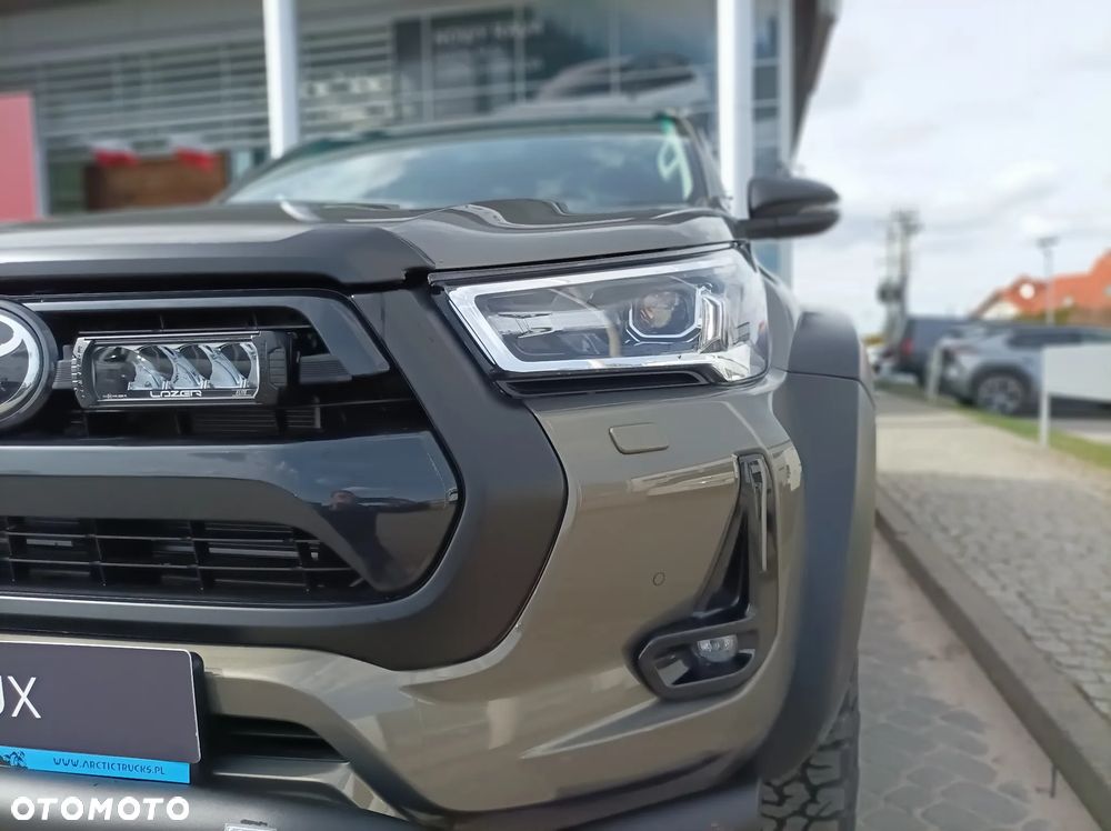 Toyota Hilux 2.8 D-4D mHEV Double Cab Invincible 4x4 - 7