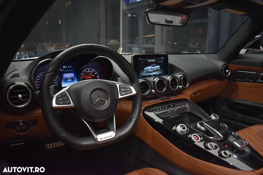 Mercedes-Benz AMG GT - 6