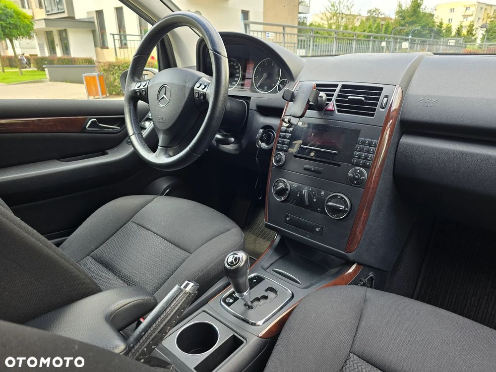 Mercedes-Benz Klasa A 170 Autotronic Elegance - 11