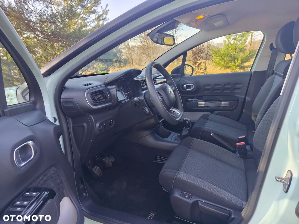 Citroën C3 Pure Tech (VTi) 82 Exclusive - 17