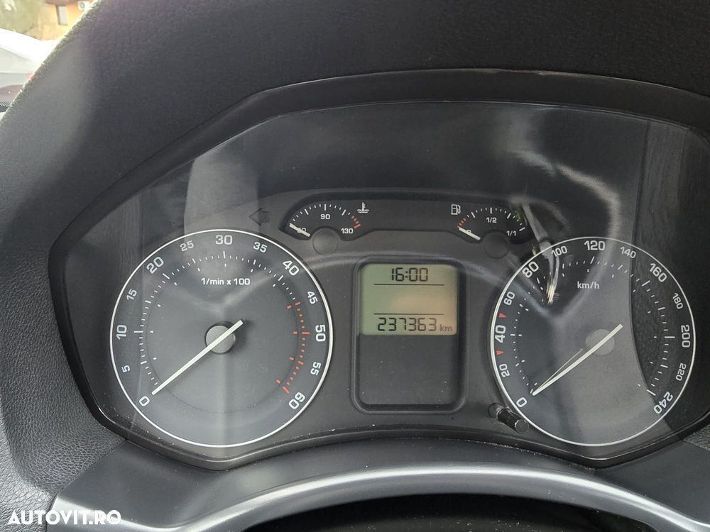 Skoda Octavia Combi 1.9TDI 4x4 - 13