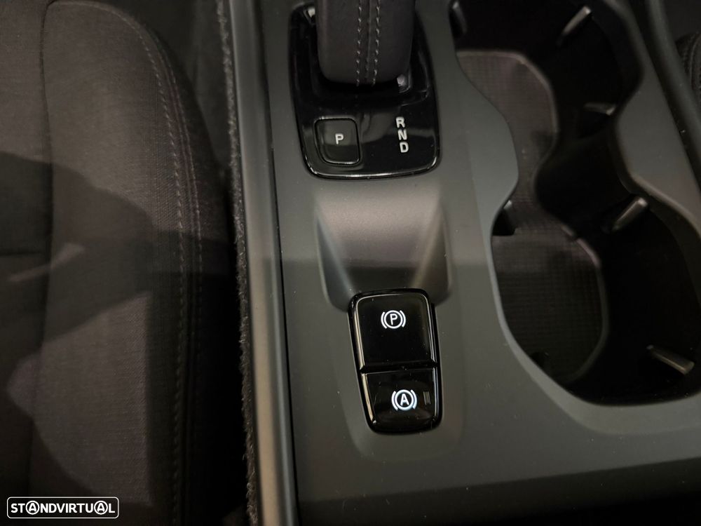 Volvo XC 40 2.0 D3 Momentum Plus Geartronic — fotografia 19