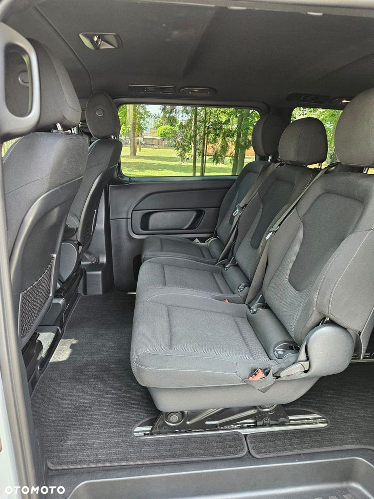 Mercedes-Benz Klasa V 250 (BlueTEC) d extralang 4Matic 7G-TRONIC - 16