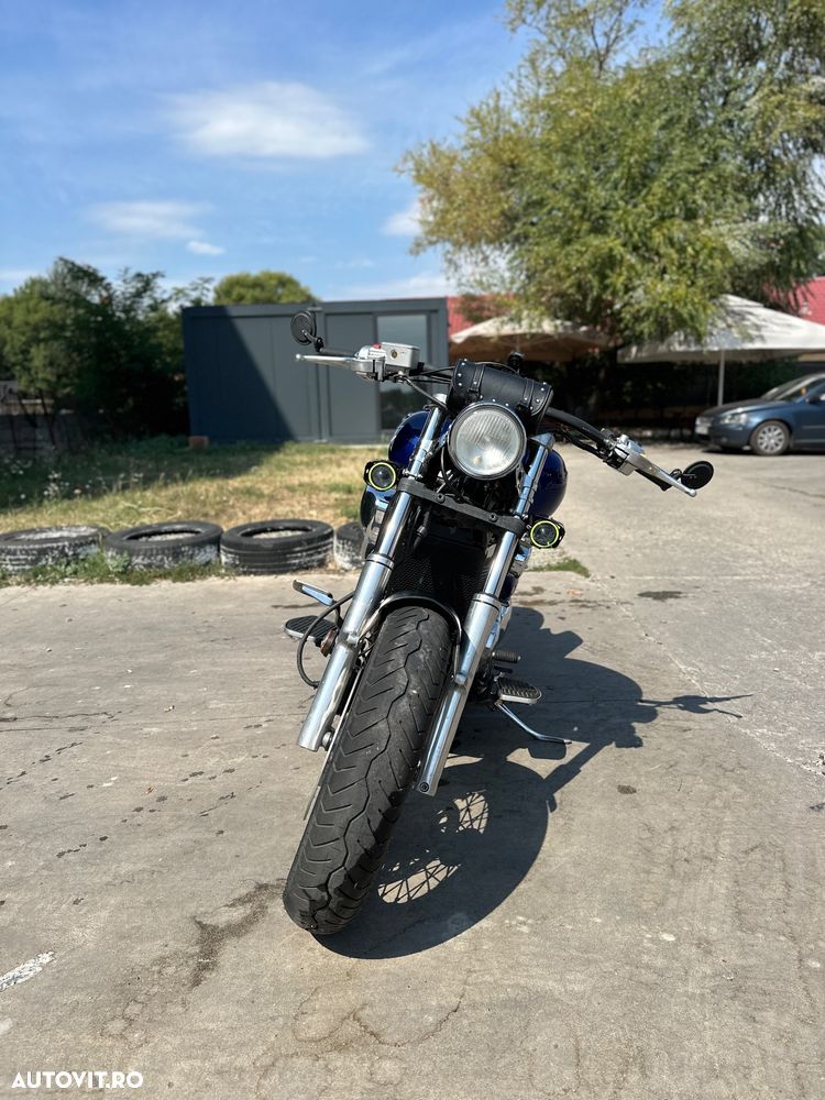 Suzuki VL 800 Intruder Volusia - 3