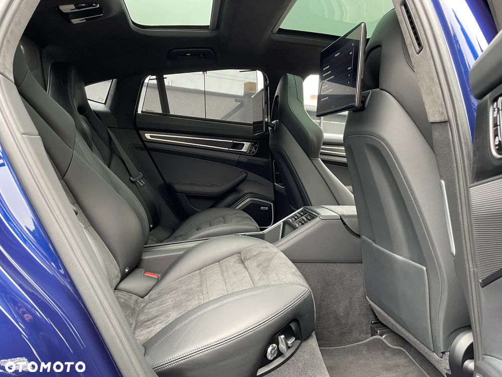 Porsche Panamera - 19