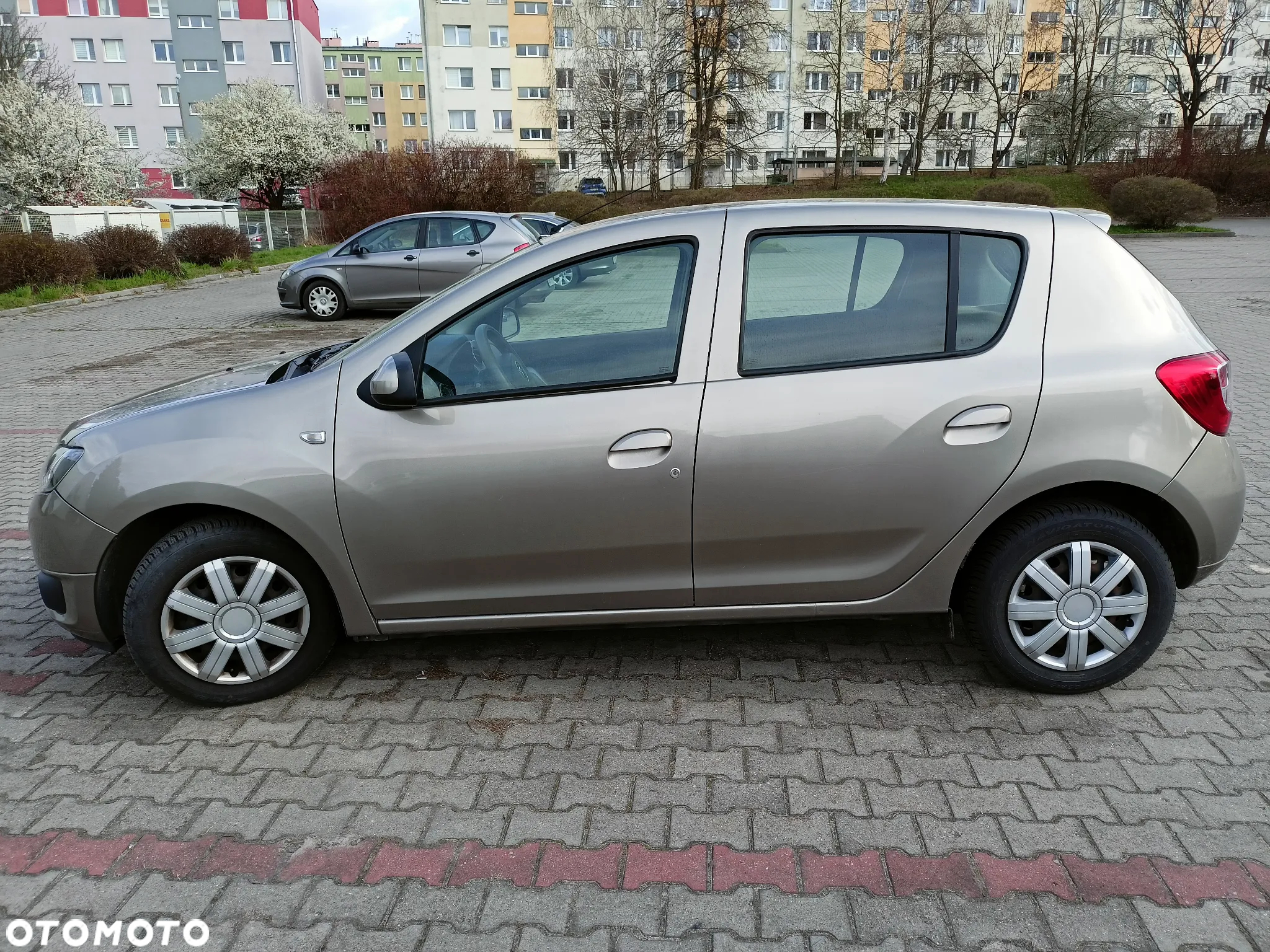 Dacia Sandero 1.2 16V Laureate - 5