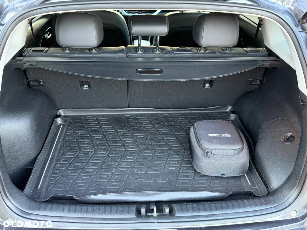 Kia Niro 1.6 GDI PHEV 2WD Vision - 35