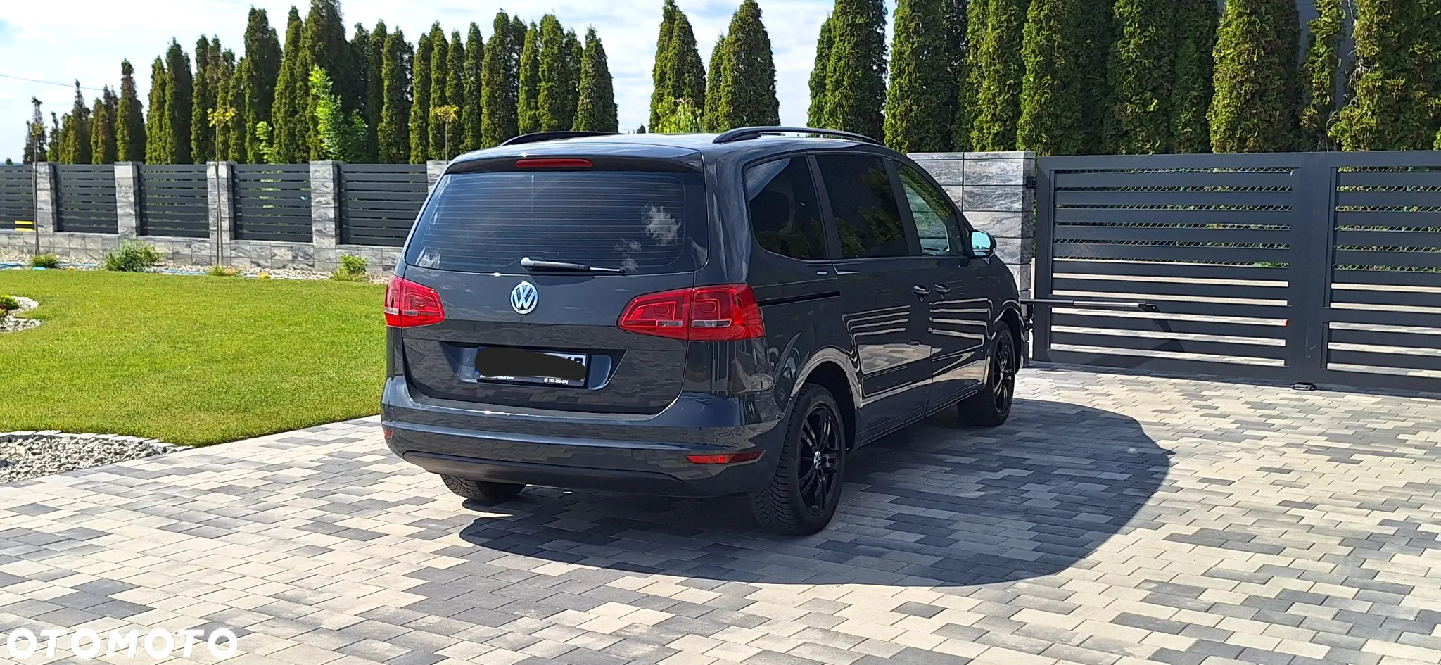 Volkswagen Sharan - 11