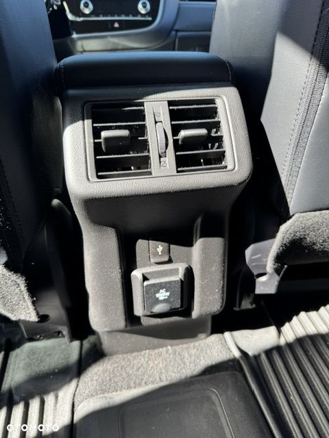 Mitsubishi Outlander - 18