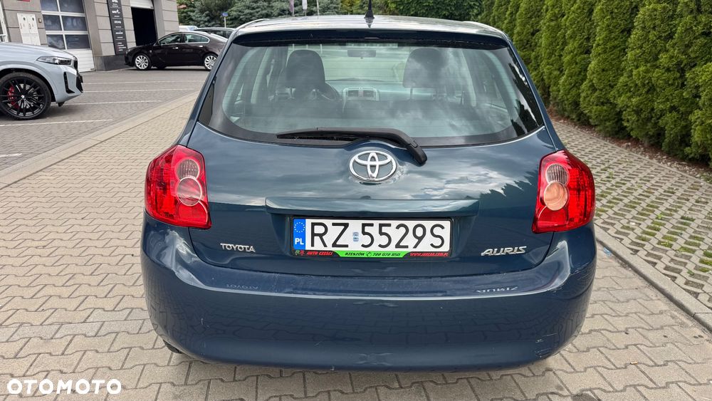 Toyota Auris 1.4 VVT-i Sol - 8
