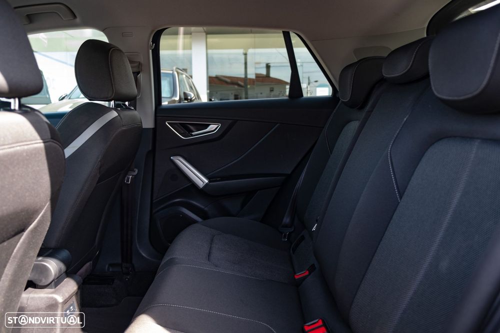 Audi Q2 30 TDI Advanced S tronic - 41