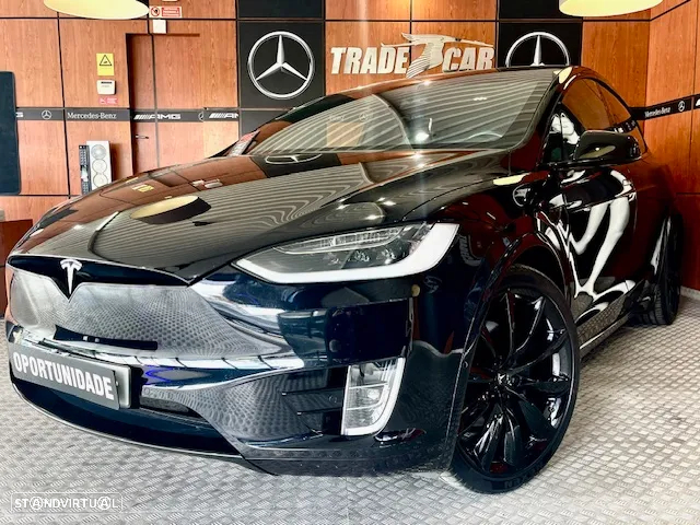 Tesla Model X 100D - 32