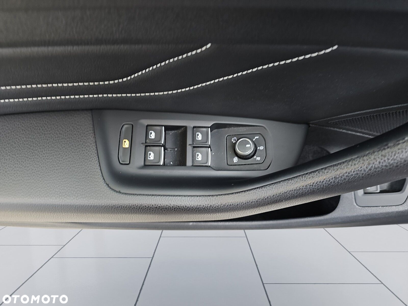 Volkswagen Arteon 2.0 TSI Elegance DSG - 21