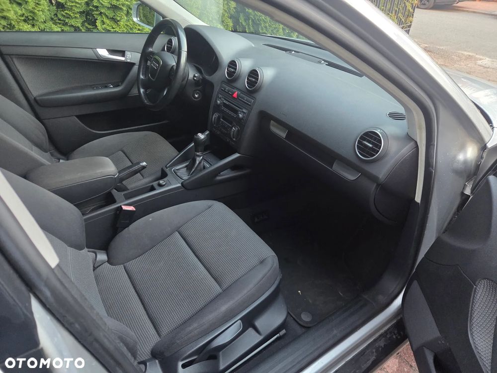 Audi A3 Sportback - 16