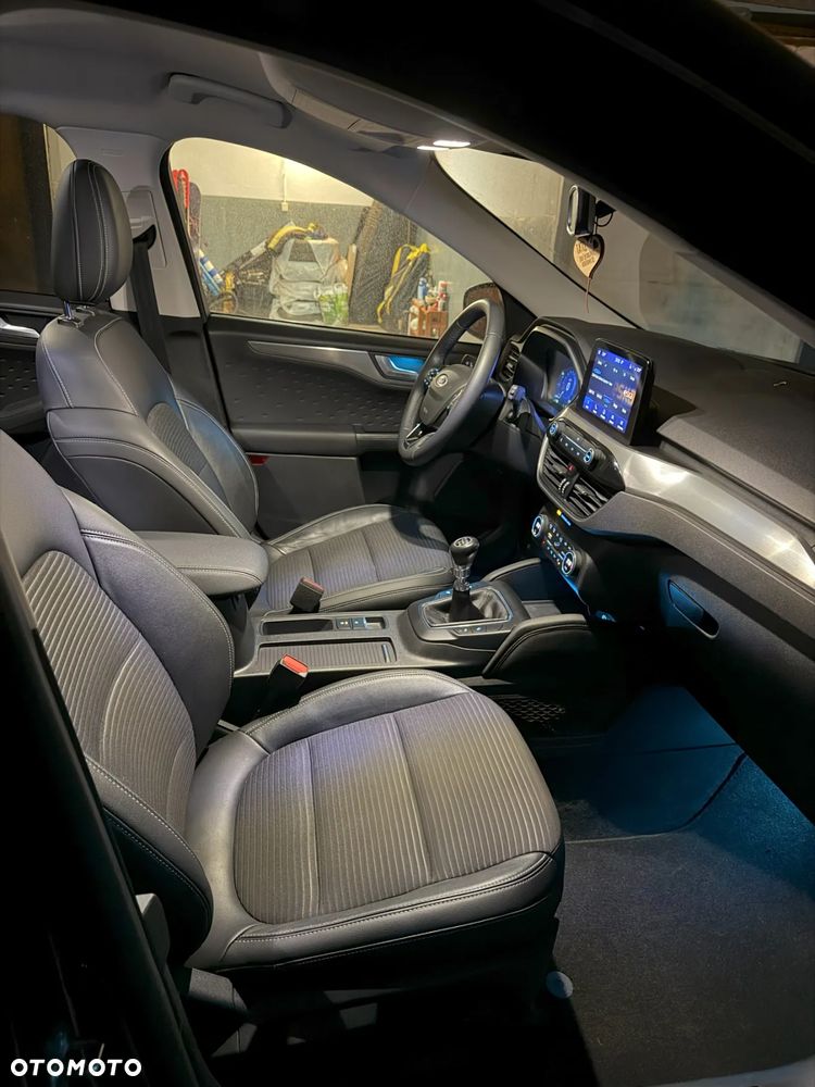 Ford Kuga 1.5 EcoBoost FWD Titanium X - 16