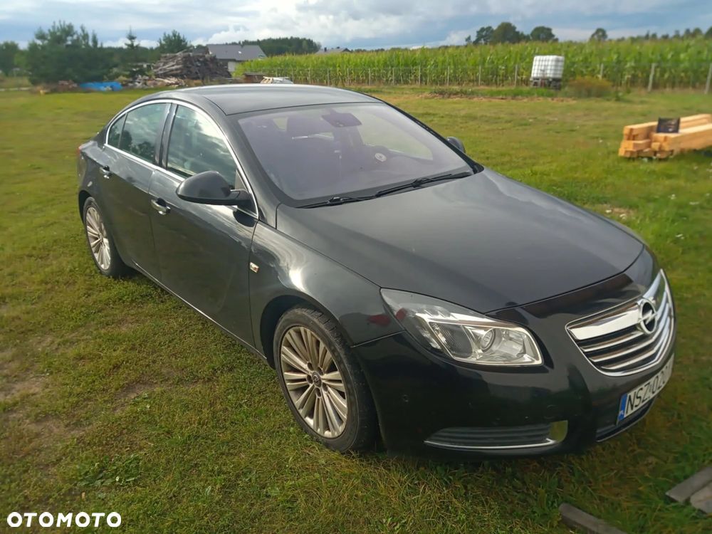 Opel Insignia - 1