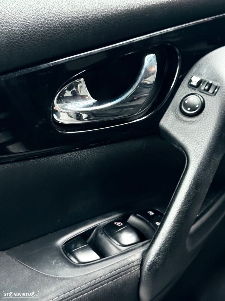 Nissan Qashqai 1.5 dCi Tekna Premium - 6