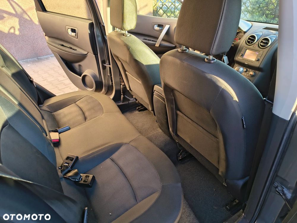 Nissan Qashqai 2.0 dCi 4 x 4 DPF 360 - 19