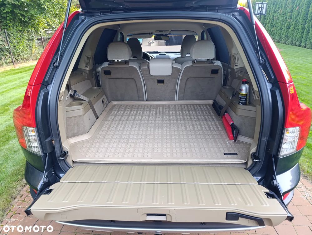 Volvo XC 90 3.2 AWD Geartronic Momentum - 8