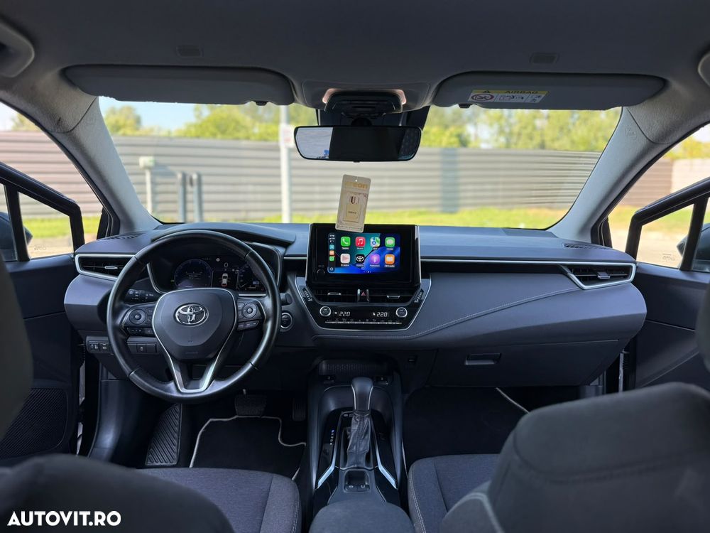 Toyota Corolla 1.8 HEV Business - 6