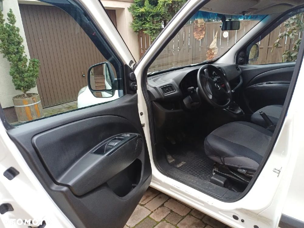 Opel Combo VAN - 8