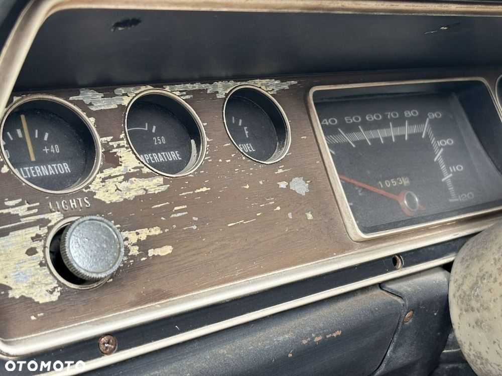 Plymouth Duster - 12