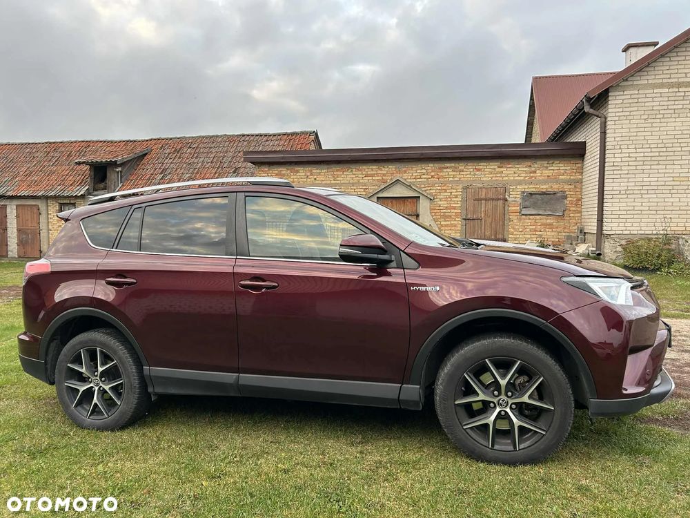 Toyota RAV4 Hybrid Premium 4x2 - 11