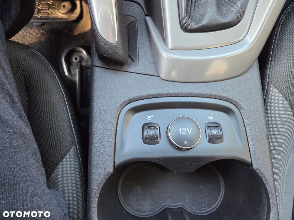 Ford Focus 1.6 TDCi DPF Titanium - 24