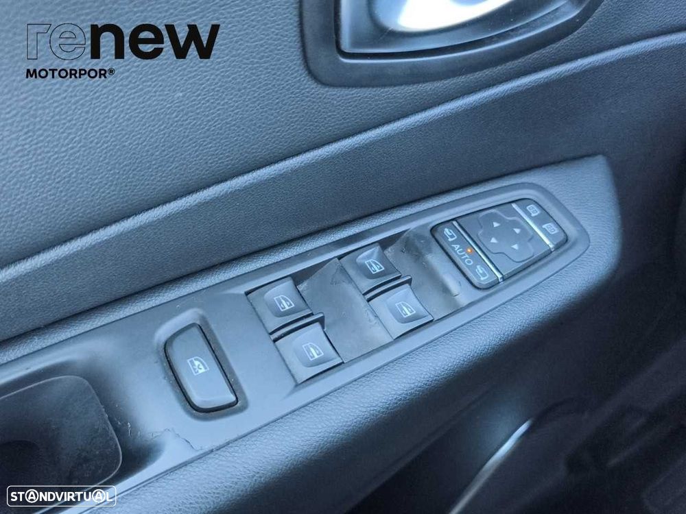 Renault Captur 1.2 TCe Exclusive XMOD - 17