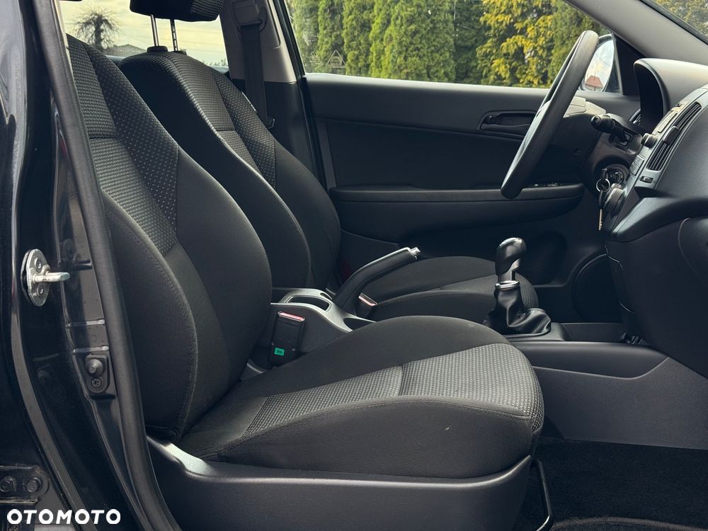 Hyundai i30 i30cw 1.6 CRDi Edition Plus - 24