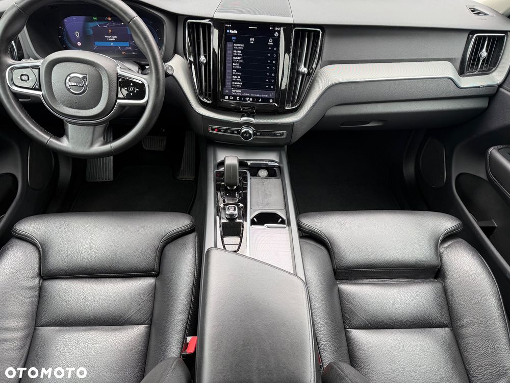 Volvo XC 60 B4 D Ultimate Dark - 29